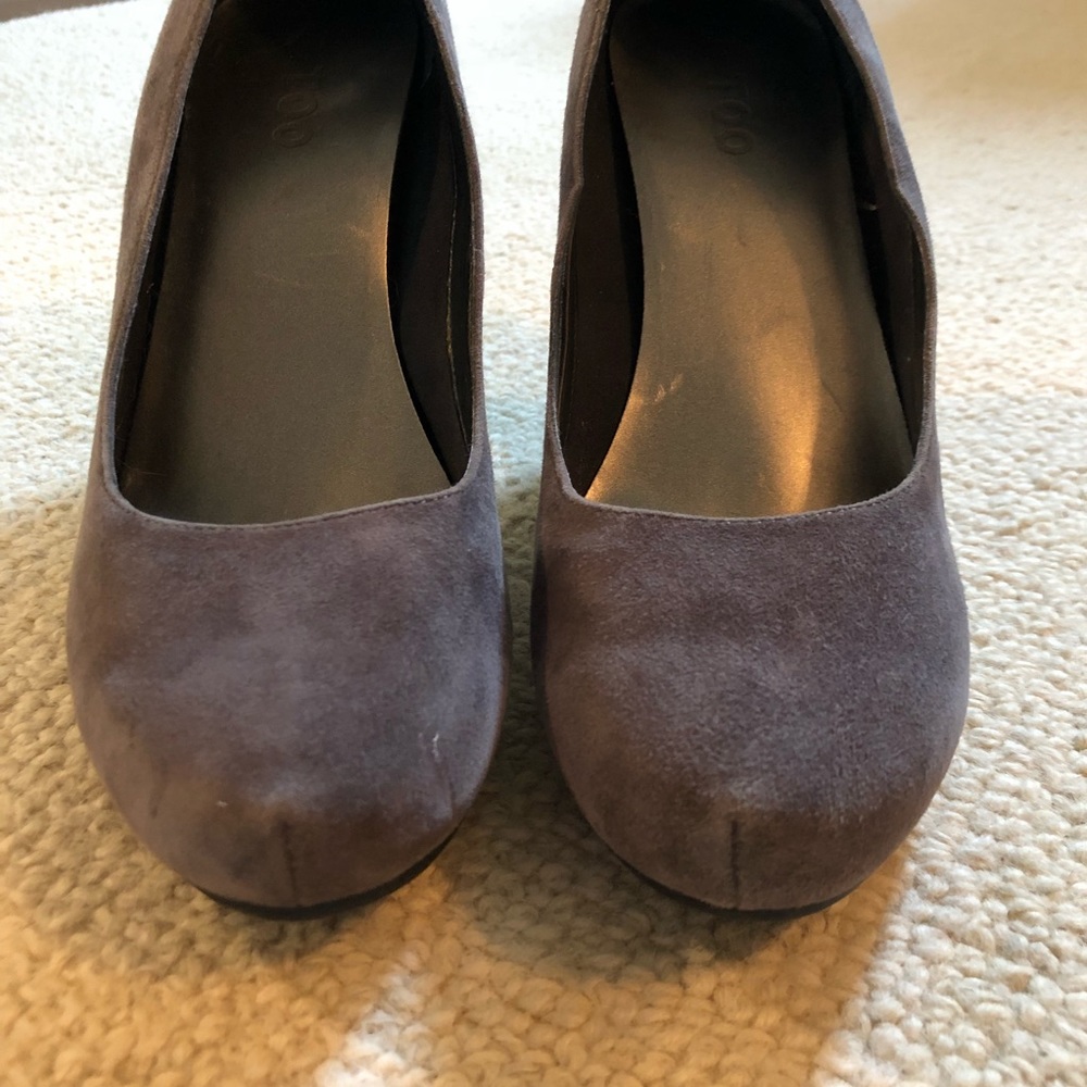 Me Too Locket Platform Pumps - Picture 5 of 7